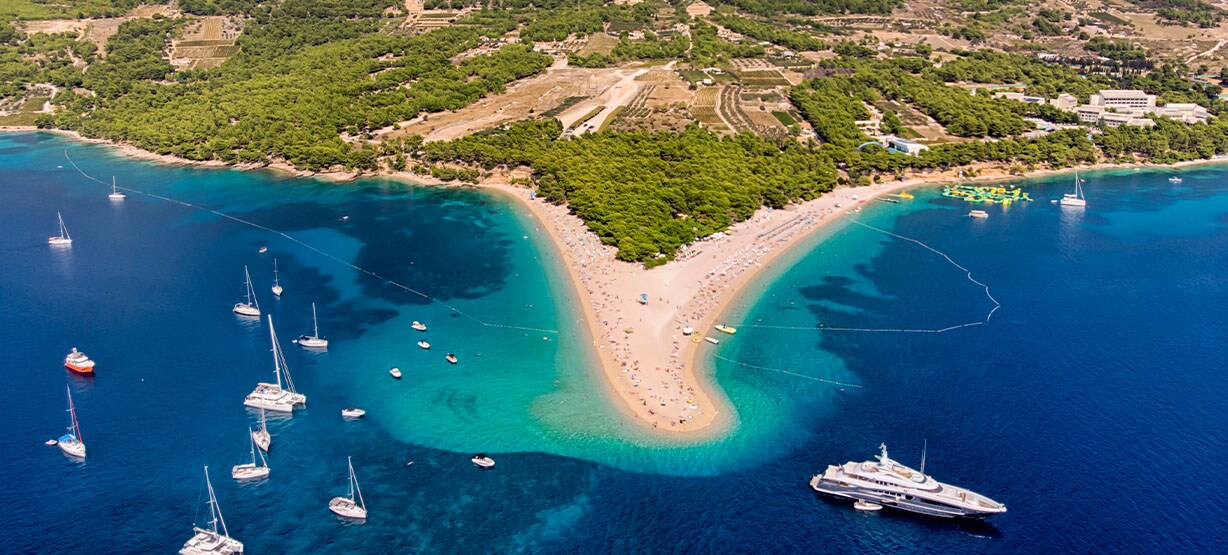 Praia de Zlatni rat, croácia